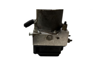 Блок АБС 0265231520, 27534SA030 Subaru Forester SG 2003 - 2005 года