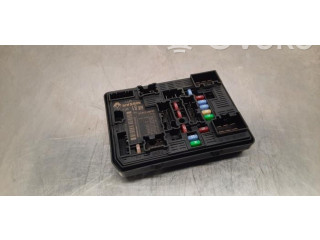   Pojistková skříňka 284B73384R   Renault Captur II 2023