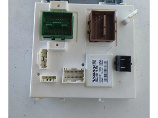 Блок комфорта 32233584   Volvo XC90   