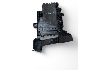 Блок предохранителей 32200114 Volvo XC90