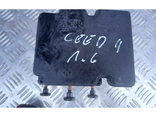 Блок АБС 6158945200   KIA  Ceed  2012 - 2018 года