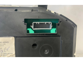 Спидометр (приборный щиток) 8200582705 Renault Clio III