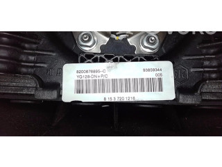 Подушка безопасности водителя 8200676895   Renault Trafic II (X83)