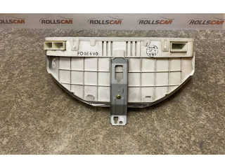 Панель приборов FDGE6VD Mazda 626