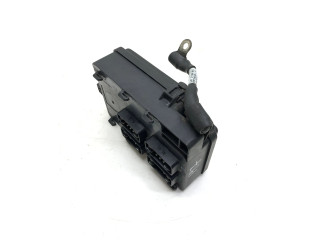 Блок предохранителей LNC2822BD Jaguar XJ X308