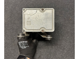 Блок АБС 6857644, 6857643 BMW X3 F25 2010 - 2017 года