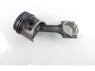 Píst Mitsubishi Pajero 4D56 T