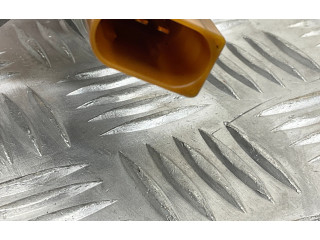 Vstřikovací lišta 03L089M, 057130764H Volkswagen Tiguan CFFB