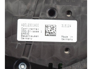 Панель приборов    Volkswagen Golf VII       