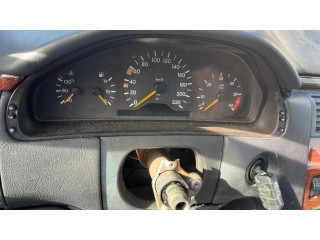 Панель приборов CUADROINSTRUMENTOS   Mercedes-Benz E W210       