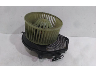 Вентилятор печки 8D1820021B Volkswagen Passat Alltrack