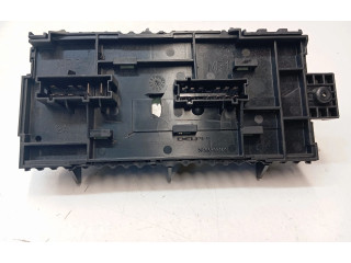   Pojistková skříňka A1669068201   Mercedes-Benz GLE (W166 - C292) 2016