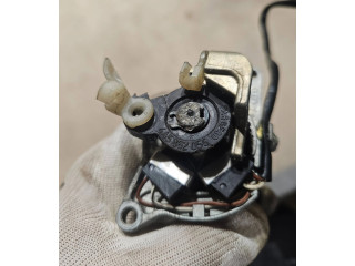 Zámek zadních dveří 4A3862055 Audi A8 S8 D2 4D 2001