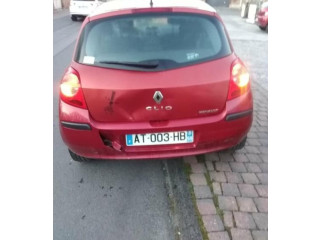 Ручка стеклоочистителей 8201590631 Renault Clio III