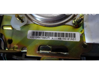 Подушка безопасности водителя 48150-81A01   Suzuki Jimny