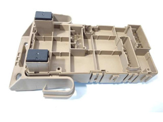 Pojistková skříňka Řídící jednotka BSM 82201AJ000 Subaru Legacy 2009