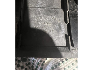 Блок предохранителей  31398000   Volvo XC90    