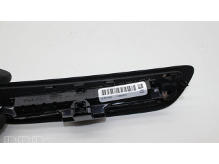 Другая деталь салона