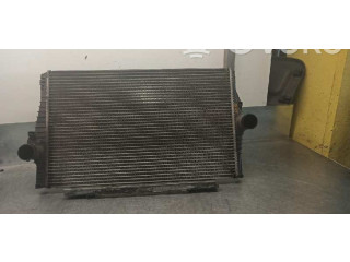 Интеркулер  30748808, 989581K   Volvo XC90 