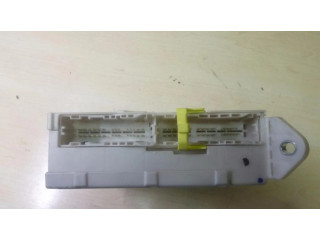 Блок предохранителей 8273030632, K329 Lexus GS 300 350 430 450H