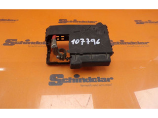 Блок предохранителей  13354391, 13354391   Opel Meriva B    