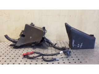 Pojistková skříňka MB100200B, MB502030B Subaru Legacy 2006