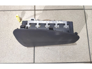 Подушка безопасности пассажира E7JU5040177 Daihatsu Sirion