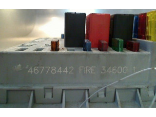   Pojistková skříňka    Fiat Punto (188) 2001