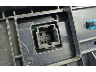 Дисплей 68375145AG Jeep Grand Cherokee WL