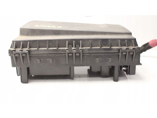 Pojistková skříňka Opel Zafira C 2011