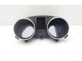 Панель приборов 5L0820800H Skoda Yeti (5L)