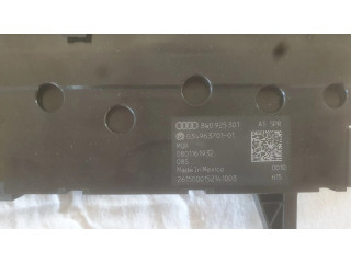 Мултифункционный включатель управления / ручка