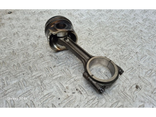  Поршень с шатуном  04LA  Skoda Octavia Mk3 (5E)  