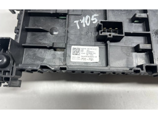 Блок предохранителей A1669063901   Mercedes-Benz GL X166    