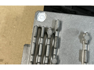 Блок управления двигателя 0281001776, 28SA4018 Volvo V70