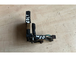 Блок предохранителей Mitsubishi Colt