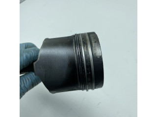 Píst 1295 Opel Vivaro pro naftový motor 1.9 F9K