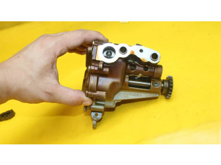 Масляный насос   150002257R  Renault Clio IV 