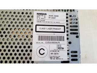 Радио/ проигрыватель CD/DVD / навигация