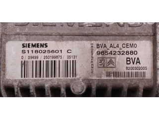 Блок управления коробкой передач 9654232880, 8200302005   Citroen C4 I