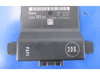 Блок предохранителей     Audi A3 S3 A3 Sportback 8P    