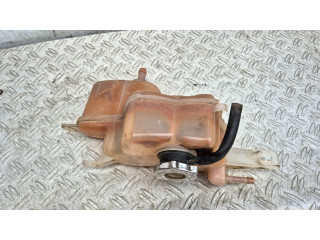 Расширительный бачок охлаждающей жидкости