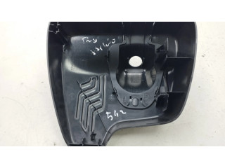 Другая деталь салона