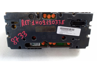 Панель приборов 1H0919033E   Volkswagen Golf III       