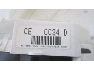 Přístrojová deska Mazda 5 2006 cecc34d