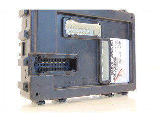 Řídící jednotka 284B1CC20A Nissan Murano Z50 2003