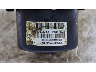 Блок АБС 8671224, 08671223 Volvo V70 2000 - 2004 года