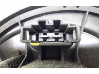 Вентилятор печки       Volkswagen Caddy