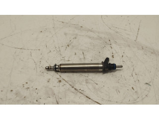 Vstřikovač A2780700687   Mercedes-Benz C AMG W205  pro benzínový motor 4.0  