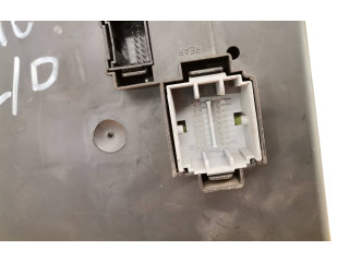 Блок предохранителей 30728512, 28017881   Volvo XC90    